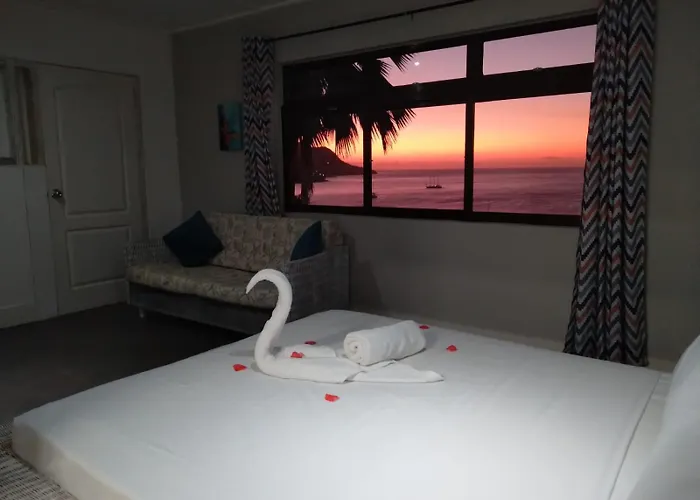 Northwest Bay Seaview Apartment