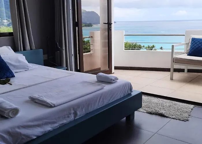 Northwest Bay Seaview Apartment